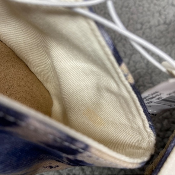 NEW Old Navy Blue Tie Dye Light Shibori Espadrilles Canvas Slip On Shoes Sz 9 - Picture 4 of 8